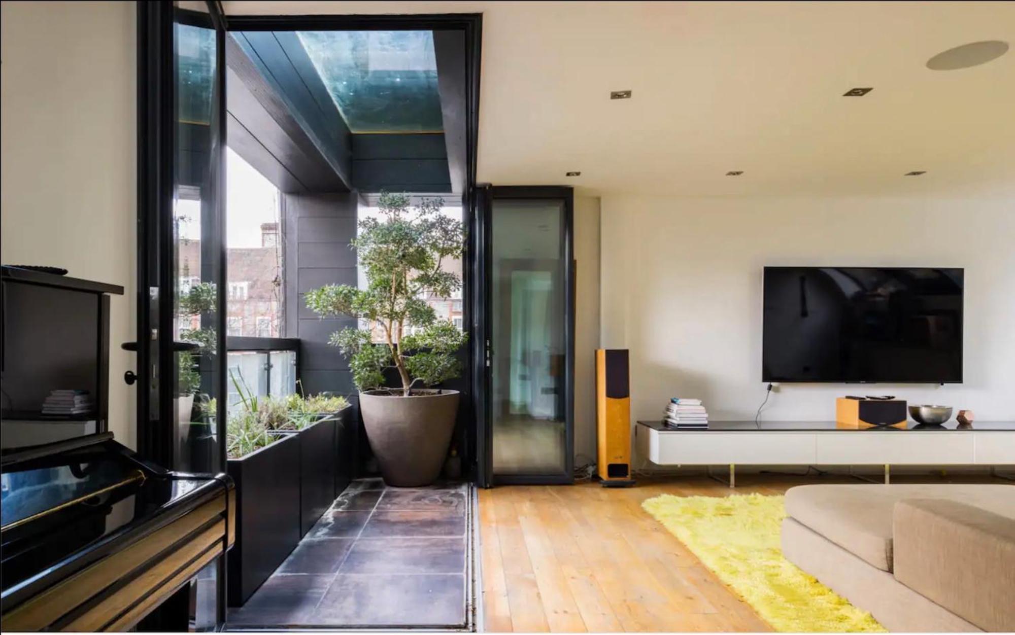 Stunning 3 Bedroom, 3 Bathroom Duplex With Terrace London Exterior photo