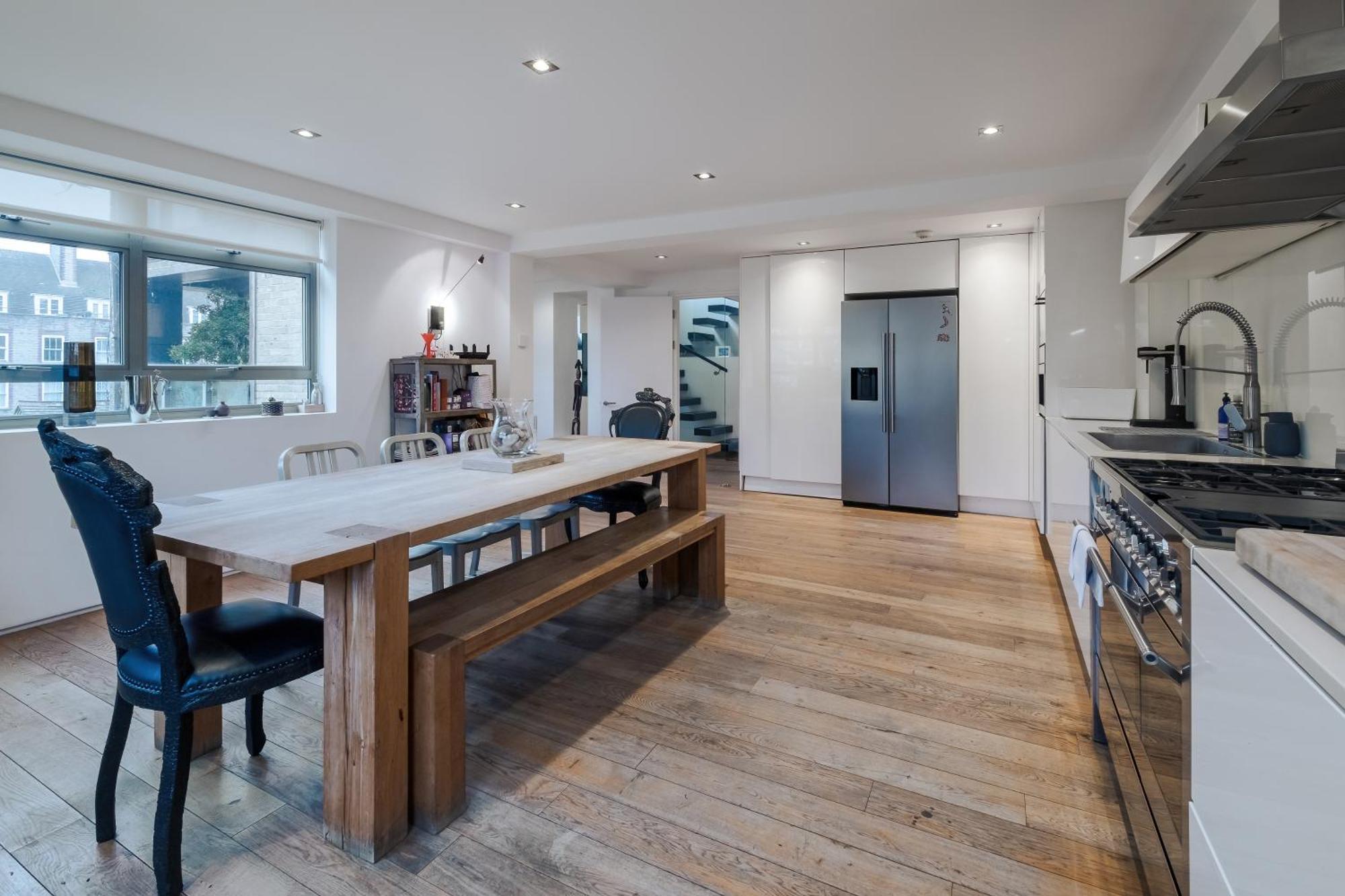 Stunning 3 Bedroom, 3 Bathroom Duplex With Terrace London Exterior photo